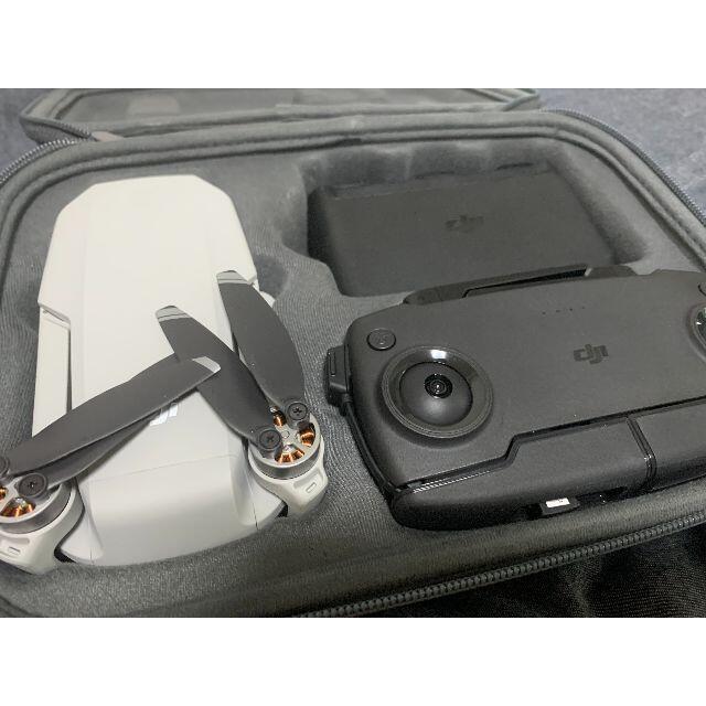 DJI Mavic Mini Fly More コンボ　充電ベース付 エンタメ/ホビーのテーブルゲーム/ホビー(航空機)の商品写真