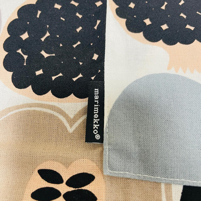 marimekko(マリメッコ)のマリメッコ　エプロン　コンポッティ インテリア/住まい/日用品のキッチン/食器(その他)の商品写真