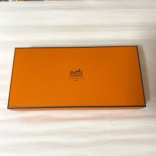 HERMES(ショップ袋)のフリマアイテム一覧 HERMES(ショップ袋)のフリマアイテム一覧