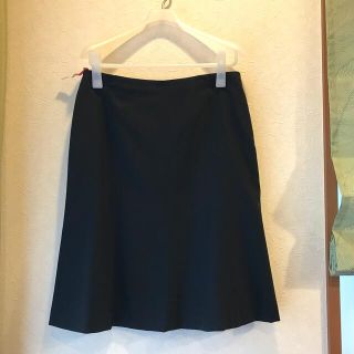 タルボット(TALBOTS)のﾀﾙﾎﾞｯﾄ 10 黒スカート　軽く涼しい　大きいサイズ(ひざ丈スカート)