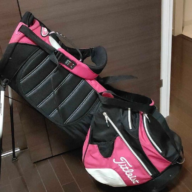 Titleist(タイトリスト)のタイトリスト  キャディバッグ  ピンク スポーツ/アウトドアのゴルフ(バッグ)の商品写真