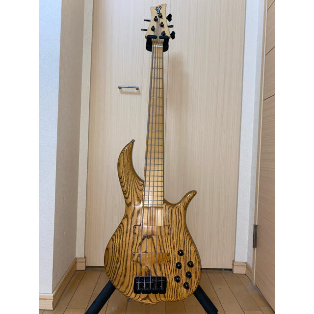 F-bass BN5