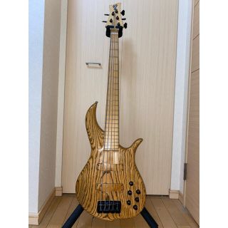 F-bass BN5(エレキベース)