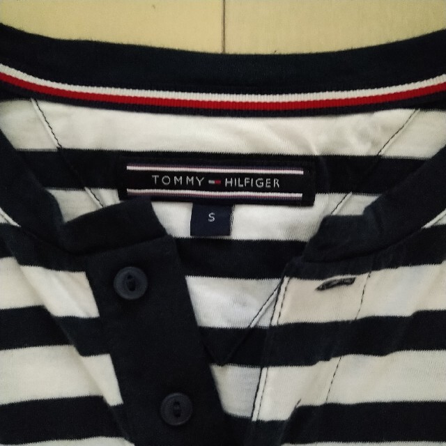 TOMMY HILFIGER(トミーヒルフィガー)のトミーヒルフィガー　Ｔシャツ メンズのトップス(シャツ)の商品写真