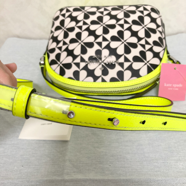 kate spade new york(ケイトスペードニューヨーク)の✨タグ付き　新品✨  　kate spade ショルダーバッグ レディースのバッグ(ショルダーバッグ)の商品写真