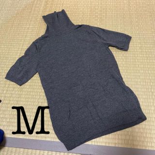 ユニクロ(UNIQLO)のタートルネック ニットトップス(カットソー(半袖/袖なし))