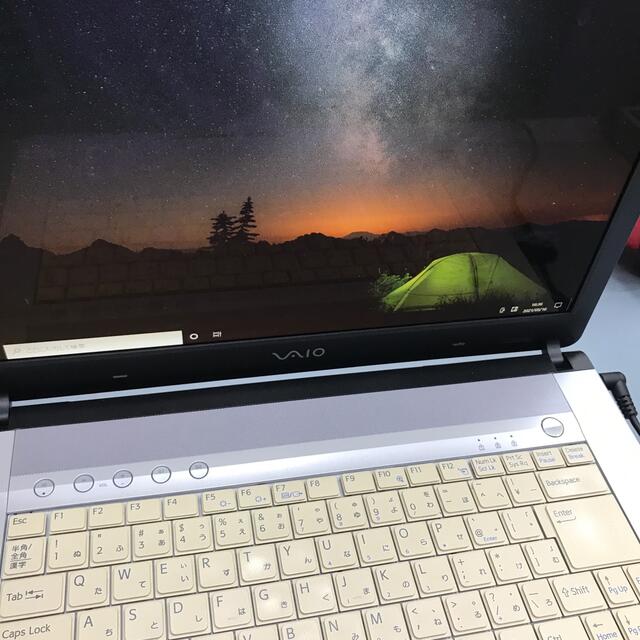 VAIO(バイオ)のSony VAIO ノートパソコン　Windows Pro10 PCG-7V1N スマホ/家電/カメラのPC/タブレット(ノートPC)の商品写真