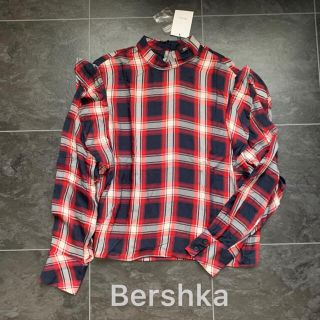 ベルシュカ(Bershka)のa様専用♡Bershka♡チェックブラウス&くすみブルーTシャツ(シャツ/ブラウス(長袖/七分))