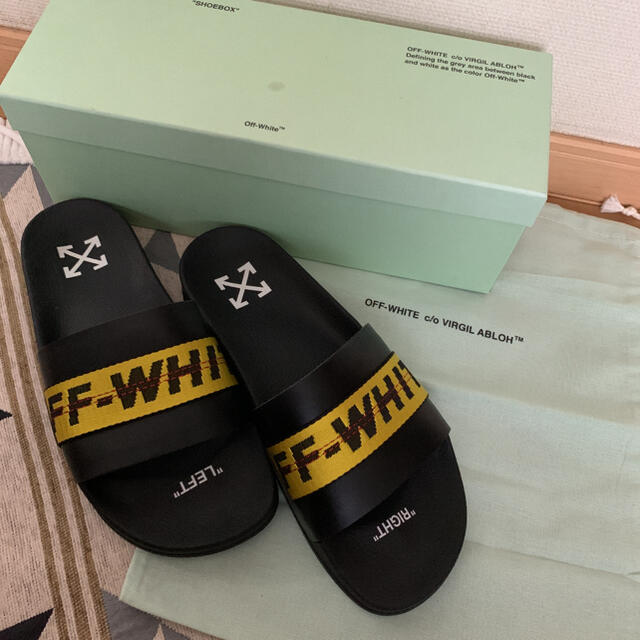 OFF-WHITE(オフホワイト)のハヤヤ様専用　新品未使用【OFF-WHITE】オフホワイト サンダル　べナッシ メンズの靴/シューズ(サンダル)の商品写真