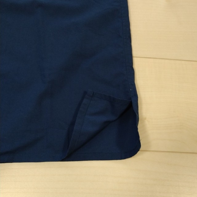 UNIQLO(ユニクロ)のユニクロ　メンズ　オープンカラーシャツ　Ｍ　ネイビー メンズのトップス(シャツ)の商品写真
