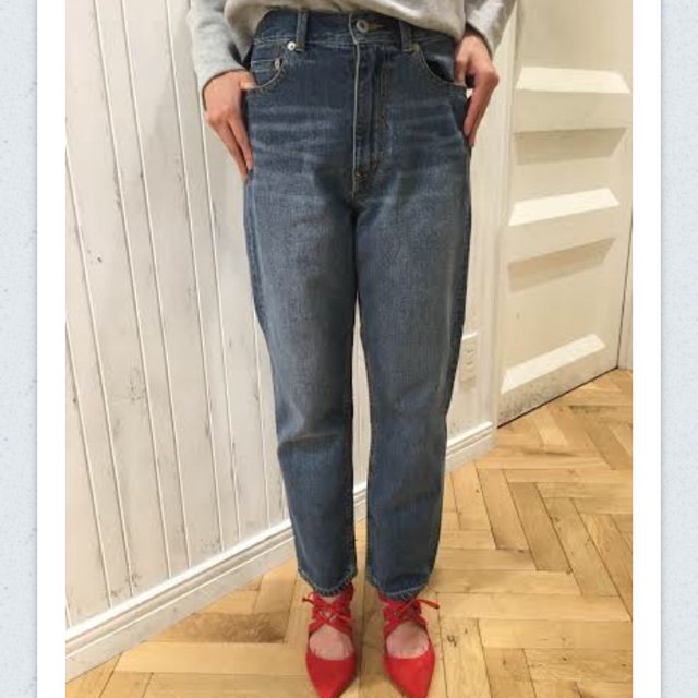 SLOBE IENA(スローブイエナ)のLE DENIM ストレートデニム レディースのパンツ(デニム/ジーンズ)の商品写真