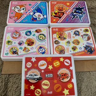 アンパンマン(アンパンマン)の匿名配送　アサヒ飲料　ランチボックス　アンパンマン　トミカ　まとめうり(キャラクターグッズ)