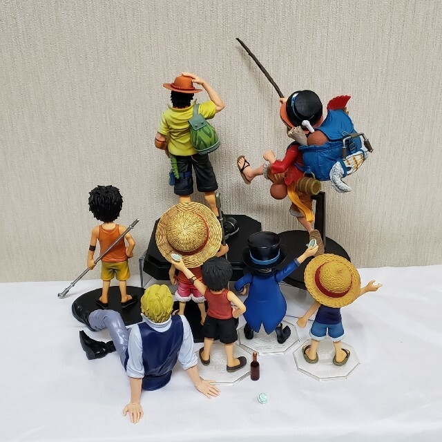 ワンピース　三兄弟フィギュアセット