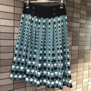 レトロ可愛いスカート(ひざ丈スカート)