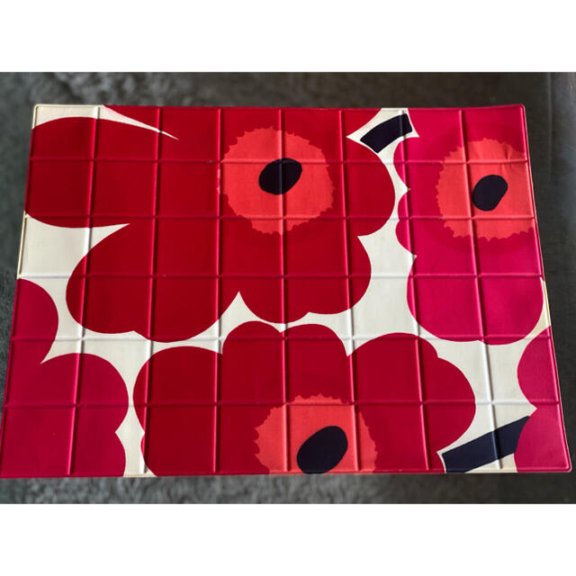 marimekko(マリメッコ)の◯ marimekko ランチョンマット PIENI UNIKKO ウニッコ  インテリア/住まい/日用品のキッチン/食器(テーブル用品)の商品写真