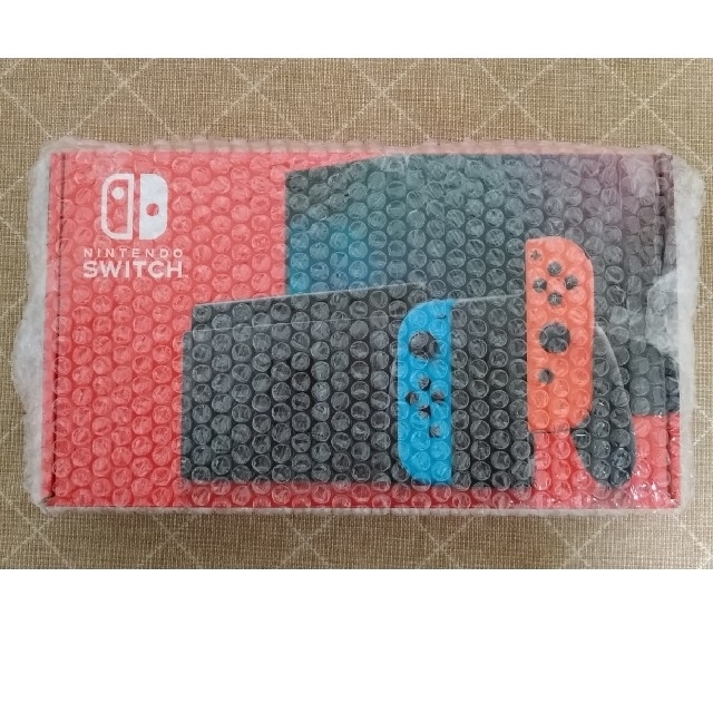 ニンテンドースイッチ　JOY-CON ネオンブルー/ネオンレッド