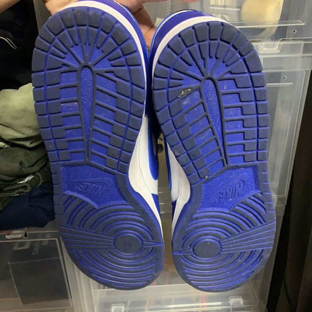 27cm NIKE DUNK LOW KENTUCKY  メンズの靴/シューズ(スニーカー)の商品写真