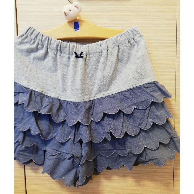 HusHush(ハッシュアッシュ)のフリル　スカート　パンツ　HasHash　140 キッズ/ベビー/マタニティのキッズ服女の子用(90cm~)(スカート)の商品写真