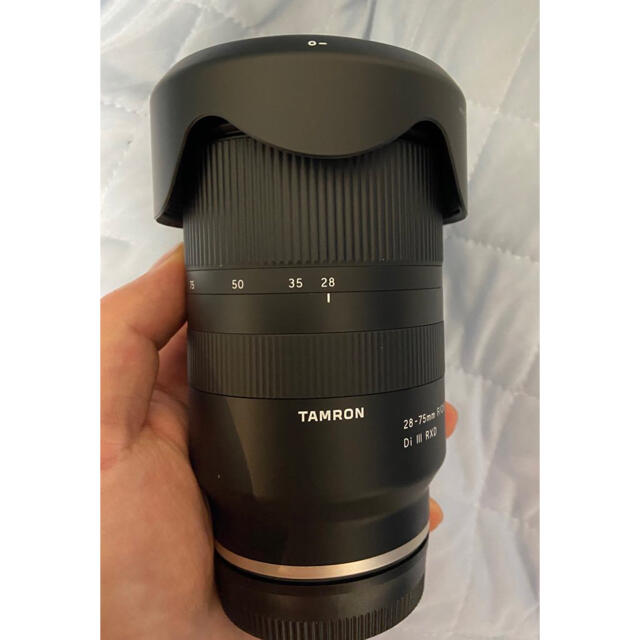 TAMRON(タムロン)のタムロン  28-75mm F/2.8 Di III RXD テスト使用のみ スマホ/家電/カメラのカメラ(レンズ(ズーム))の商品写真