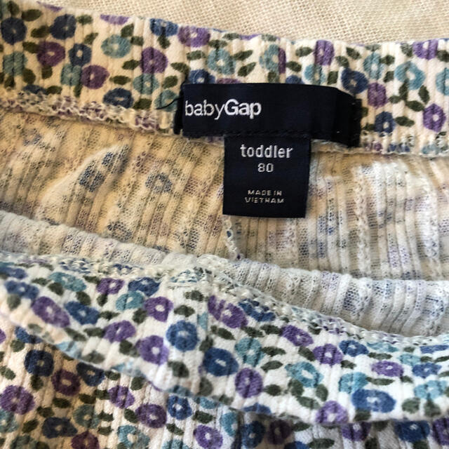 babyGAP(ベビーギャップ)のbabygap 七分丈レギンス　80 キッズ/ベビー/マタニティのベビー服(~85cm)(パンツ)の商品写真