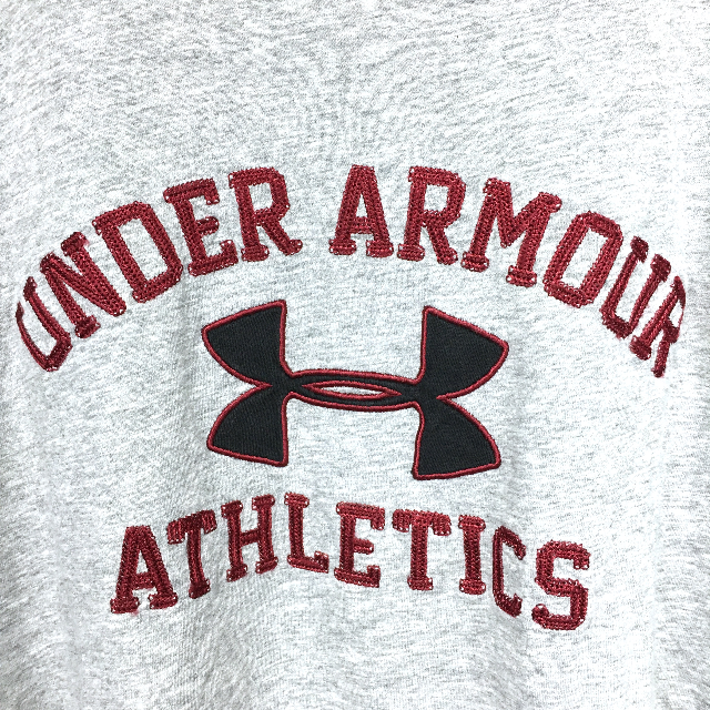 UNDER ARMOUR(アンダーアーマー)の〇大人気☆アンダーアーマー☆半袖Ｔシャツ☆L☆グレー☆ロゴ刺繍☆I12〇 メンズのトップス(Tシャツ/カットソー(半袖/袖なし))の商品写真