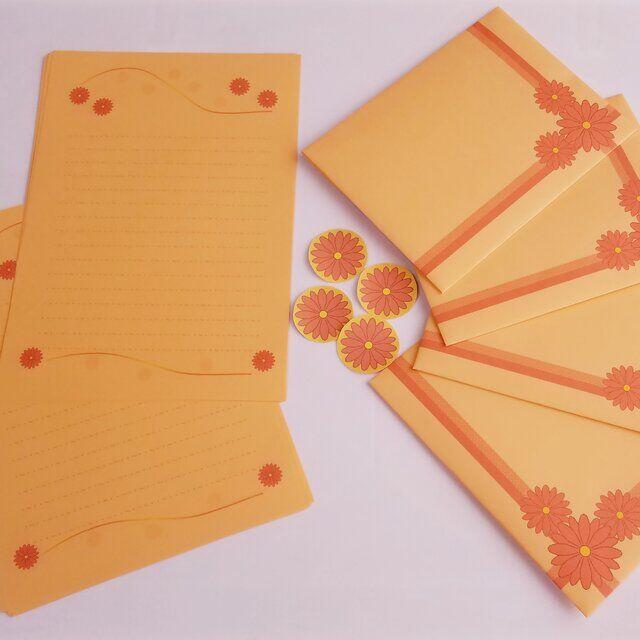 【handmade】オレンジ花４～レターセット～ ハンドメイドの文具/ステーショナリー(カード/レター/ラッピング)の商品写真