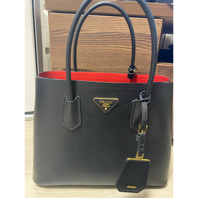 PRADA(プラダ)のサフィアーノ レディースのバッグ(ハンドバッグ)の商品写真