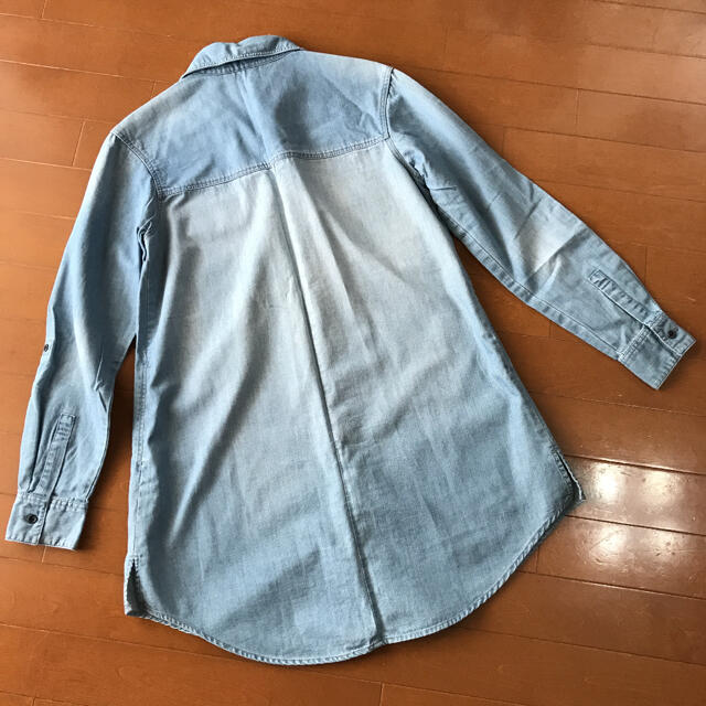 UNIQLO(ユニクロ)のユニクロ デニムシャツ チュニック レディースのトップス(シャツ/ブラウス(長袖/七分))の商品写真