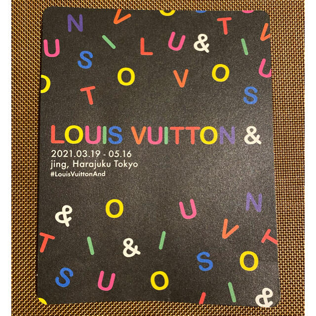 LOUIS VUITTON(ルイヴィトン)の【非売品】「LOUIS VUITTON&」展フライヤー＆ステッカー（2枚）セット レディースのレディース その他(その他)の商品写真