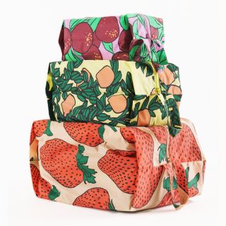 ドゥーズィエムクラス(DEUXIEME CLASSE)の【BAGGU】3D Zip Set フルーツ ポーチ(エコバッグ)