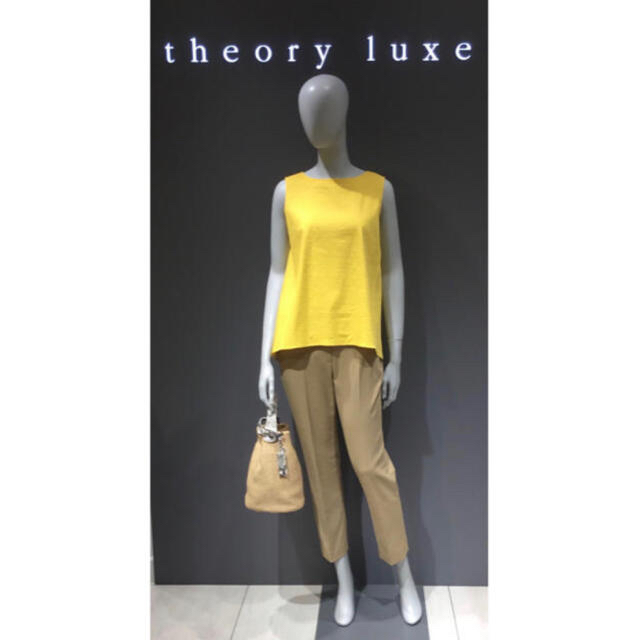 Theory luxe(セオリーリュクス)のTheory luxe 20ss リネンノースリーブブラウス レディースのトップス(シャツ/ブラウス(半袖/袖なし))の商品写真