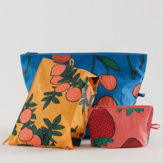 ドゥーズィエムクラス(DEUXIEME CLASSE)の【BAGGU】Go Pouch Set フルーツ ポーチ セット マチ付き(ポーチ)