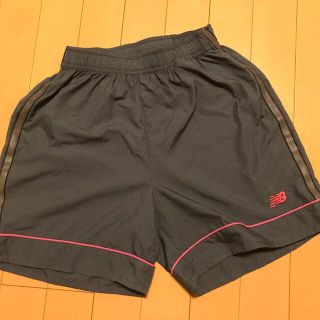 ニューバランス(New Balance)のレディースランニング用パンツ(ウェア)