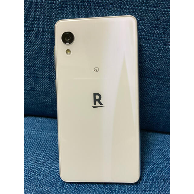 Rakuten(ラクテン)のrakuten mini スマホ/家電/カメラのスマートフォン/携帯電話(スマートフォン本体)の商品写真