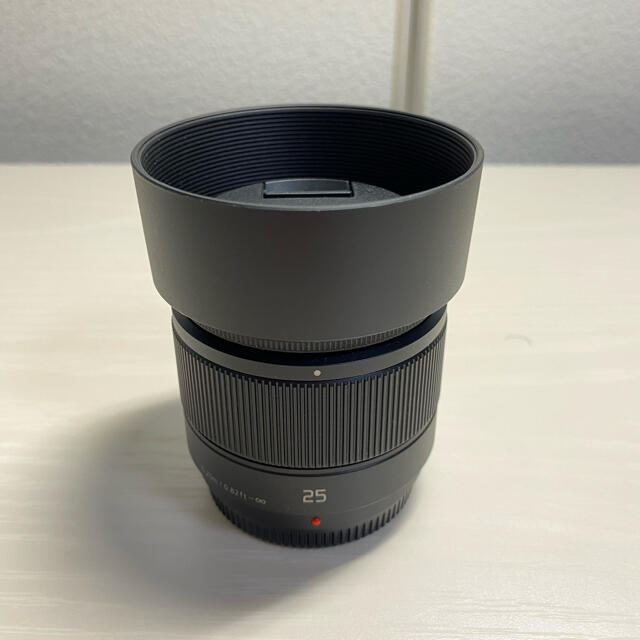 Panasonic(パナソニック)の【オマケ付き】LUMIX G 25mm/F1.7 ASPH. H-H025-K スマホ/家電/カメラのカメラ(レンズ(単焦点))の商品写真