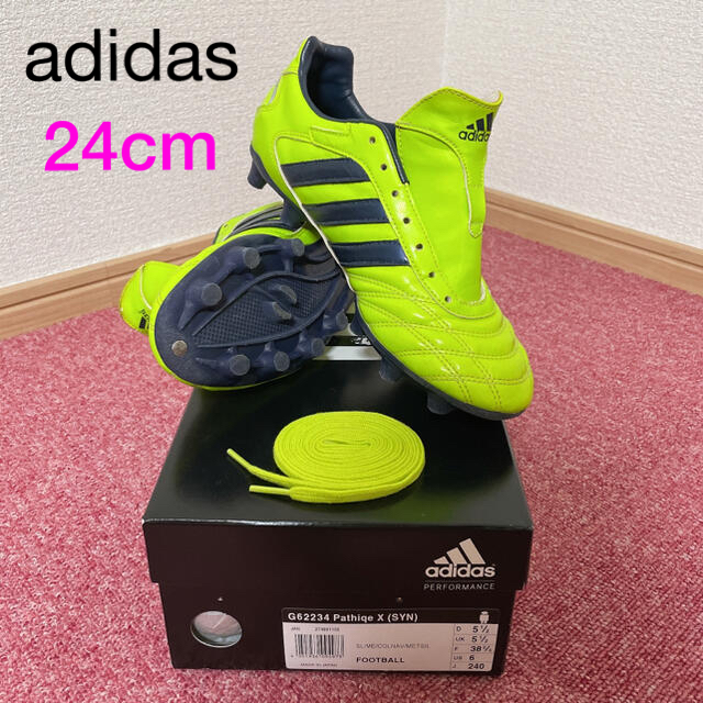 adidas(アディダス)のadidas スパイク 24cm ライム スポーツ/アウトドアのサッカー/フットサル(シューズ)の商品写真