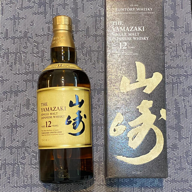 食品/飲料/酒サントリーシングルモルトウイスキー　山崎12年　新品