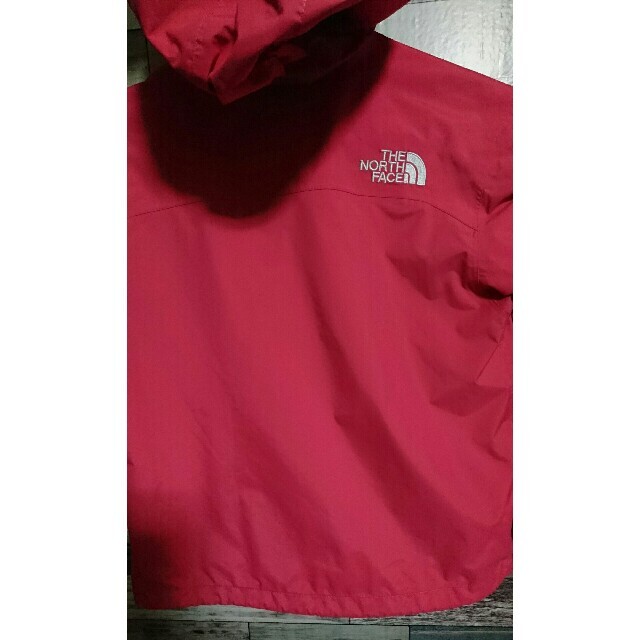 THE NORTH FACE(ザノースフェイス)のノースフェイス  マウンテンパーカー120 キッズ/ベビー/マタニティのキッズ服女の子用(90cm~)(ジャケット/上着)の商品写真