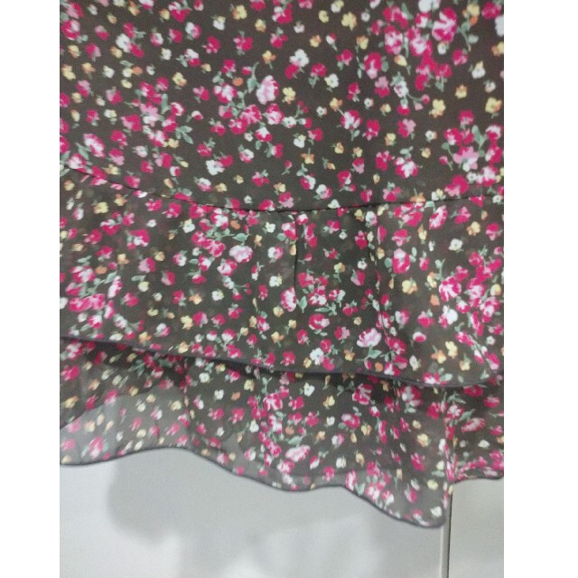 エーローズ 花柄 シフォン 2段 フリル ミニスカート レディースのスカート(ミニスカート)の商品写真