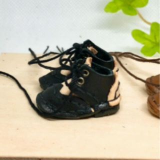 革細工　きゅうりブーツ　一足　miniature  boots.(ミニチュア)