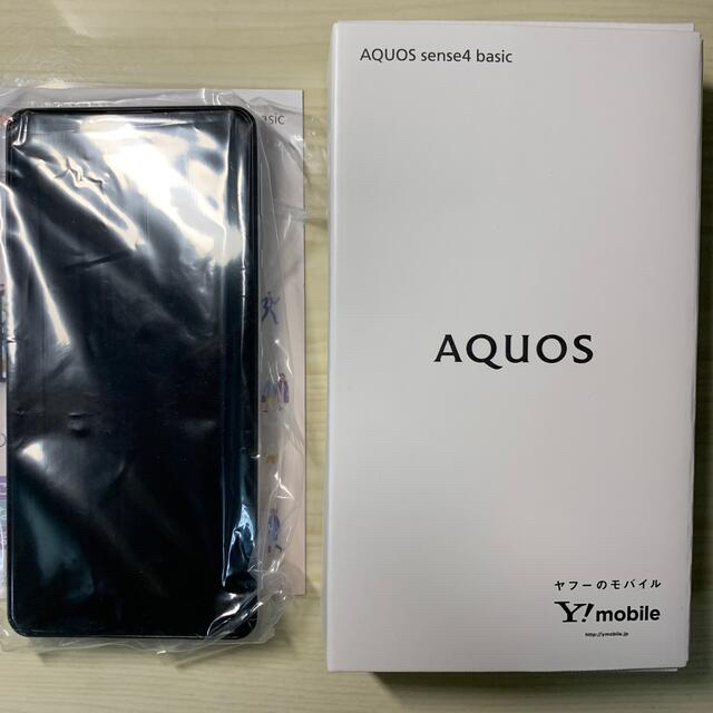 AQUOS(アクオス)のAQUOS sense4 basic silver スマホ/家電/カメラのスマートフォン/携帯電話(スマートフォン本体)の商品写真