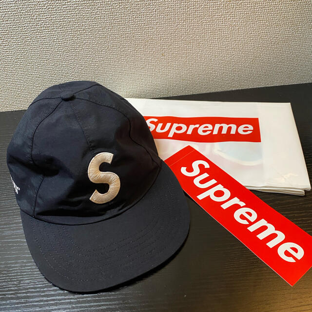 Supreme 6パネル　キャップ　Goretex