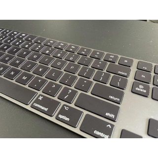 アップル(Apple)のApple Magic Keyboard スペースグレイ USキーボード(PC周辺機器)