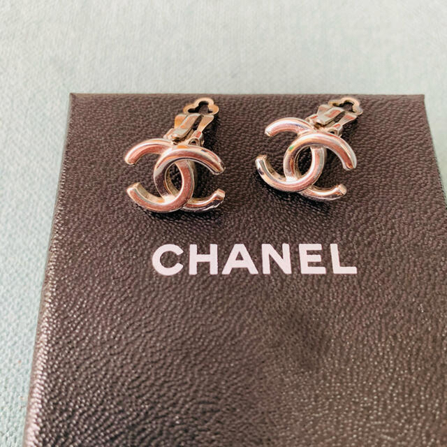 CHANEL(シャネル)のisland sweet kiss様専用☆CHANEL クリップイヤリング レディースのアクセサリー(イヤリング)の商品写真