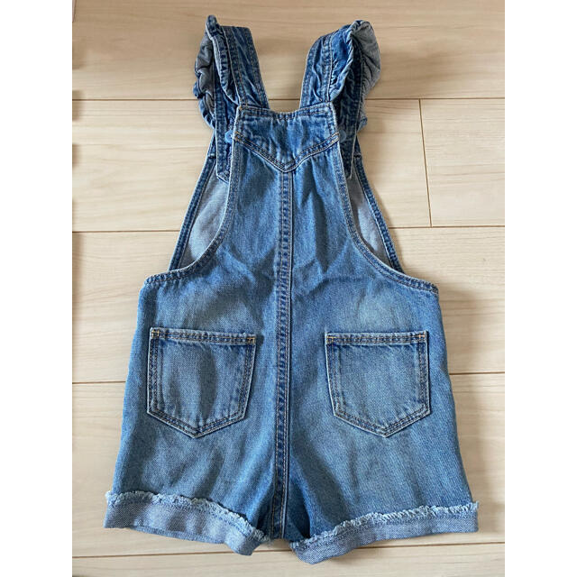 babyGAP(ベビーギャップ)のGAP デニムサロペット  95cm キッズ/ベビー/マタニティのキッズ服女の子用(90cm~)(パンツ/スパッツ)の商品写真