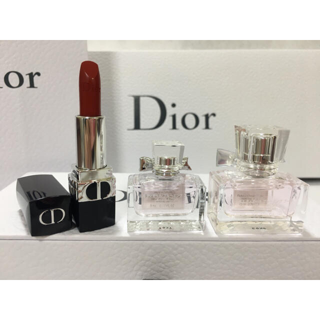 Dior(ディオール)の【新品未使用】Dior ノベルティ　香水　ブルーミングブーケ　 コスメ/美容の香水(香水(女性用))の商品写真