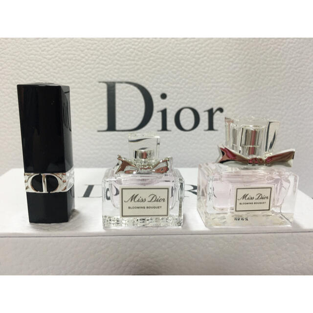 Dior(ディオール)の【新品未使用】Dior ノベルティ　香水　ブルーミングブーケ　 コスメ/美容の香水(香水(女性用))の商品写真