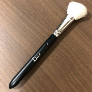 ディオール(Dior)のDior バックステージ　チークブラシ(ブラシ・チップ)