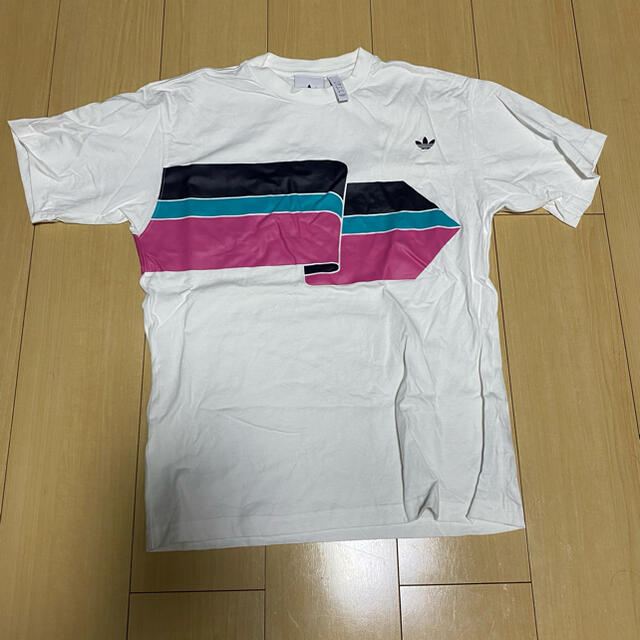 adidas(アディダス)のアディダス　tシャツ メンズのトップス(Tシャツ/カットソー(半袖/袖なし))の商品写真