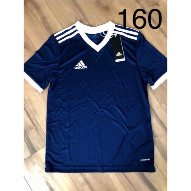 adidas(アディダス)のアディダス　ジュニア　160 tシャツ  半袖　新品　ドライ　サッカー　運動会 キッズ/ベビー/マタニティのキッズ服男の子用(90cm~)(Tシャツ/カットソー)の商品写真